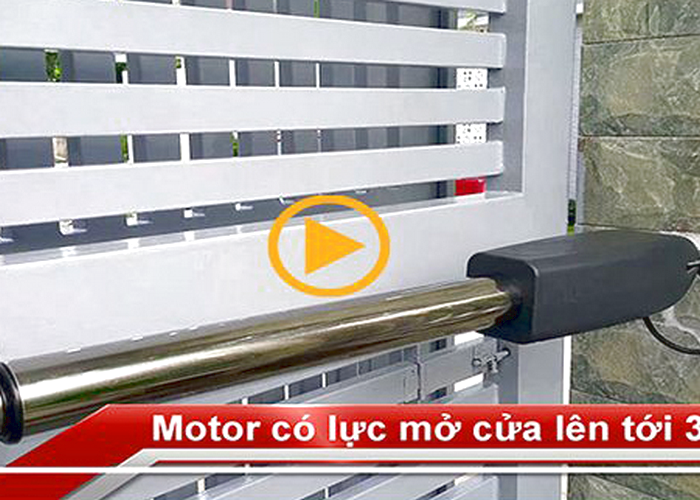 Gắn motor mở cửa cổng bốn cánh tự động
