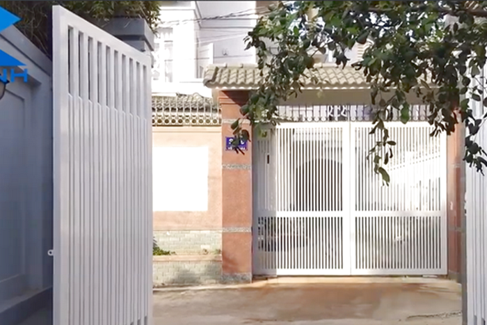 Video thi công cửa Cổng mở tay đòn